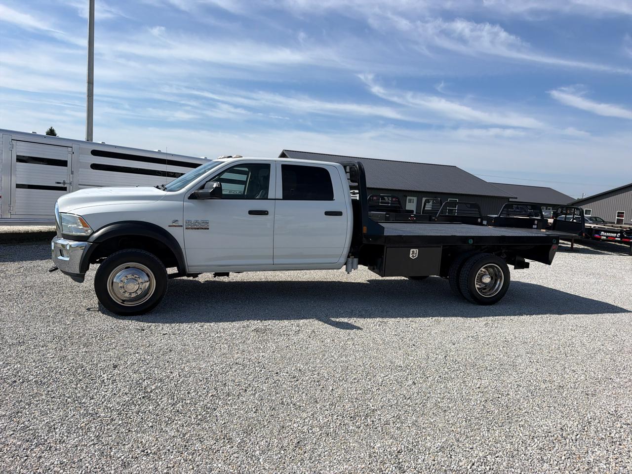 RAM 5500 Chassis Cab Tradesman 4x4 Crew Cab 84" CA 197.4" WB 2018
