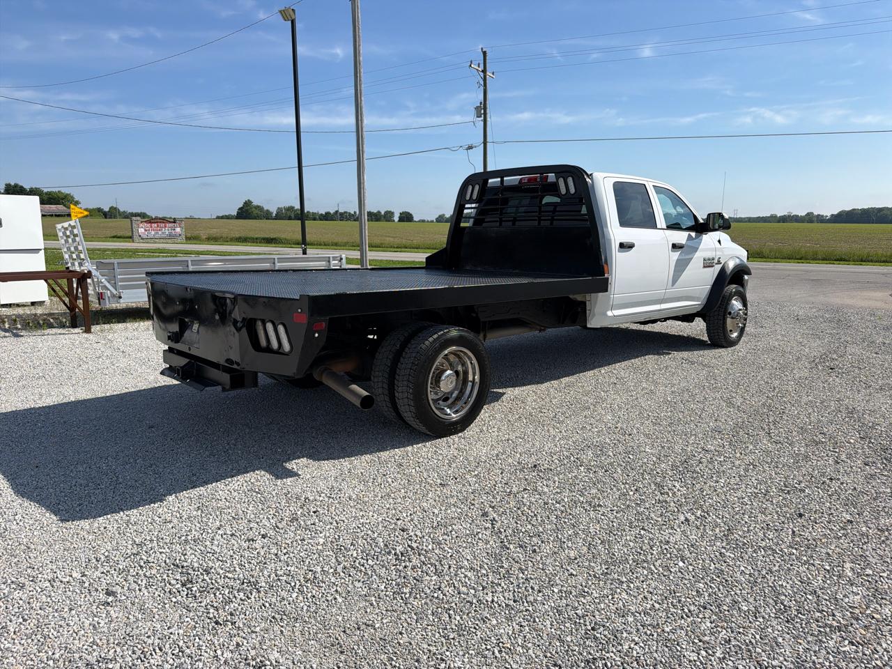 RAM 5500 Chassis Cab Tradesman 4x4 Crew Cab 84" CA 197.4" WB 2018