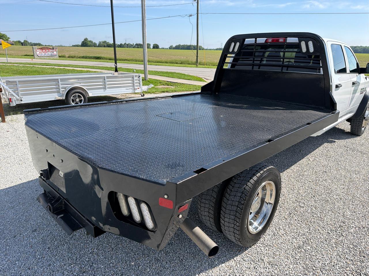 RAM 5500 Chassis Cab Tradesman 4x4 Crew Cab 84" CA 197.4" WB 2018
