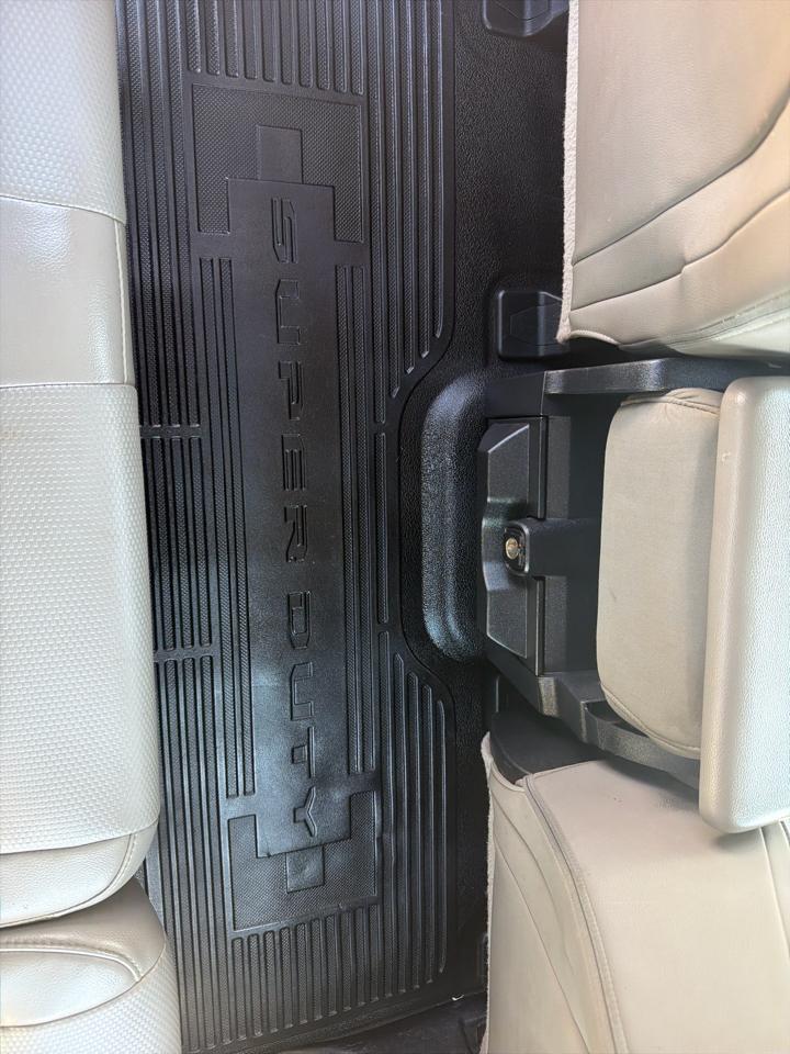 Ford Super Duty F-450 DRW 4WD Crew Cab 200" WB 84" CA XL 2019