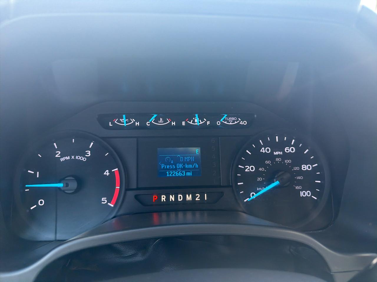 Ford Super Duty F-450 DRW 4WD Crew Cab 200" WB 84" CA XL 2019