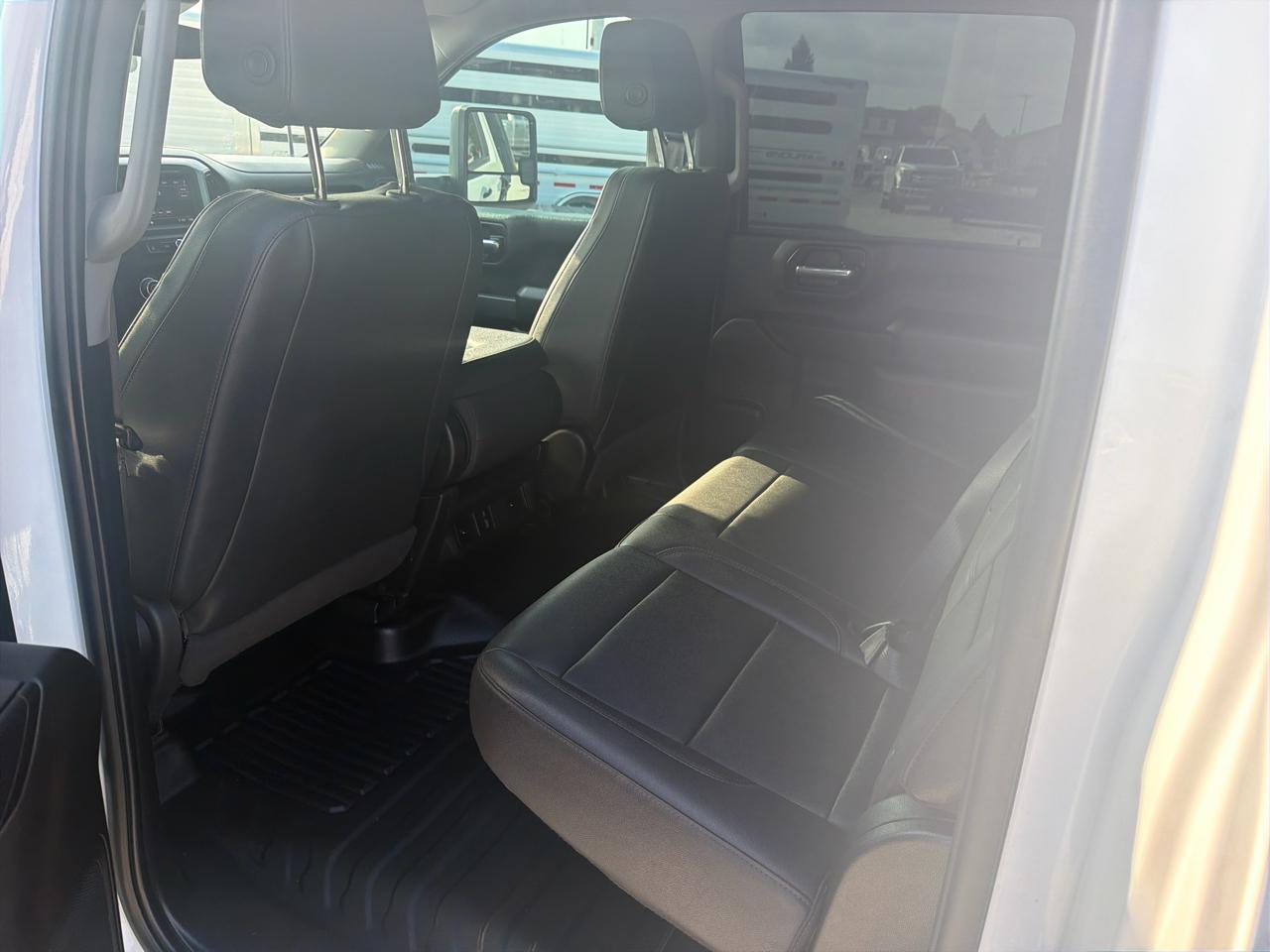 Chevrolet Silverado 3500HD CC 4WD Crew Cab 177" WB, 60" CA Work Truck 2025