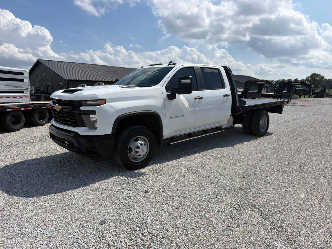 Chevrolet Silverado 3500HD CC 4WD Crew Cab 177" WB, 60" CA Work Truck 2025
