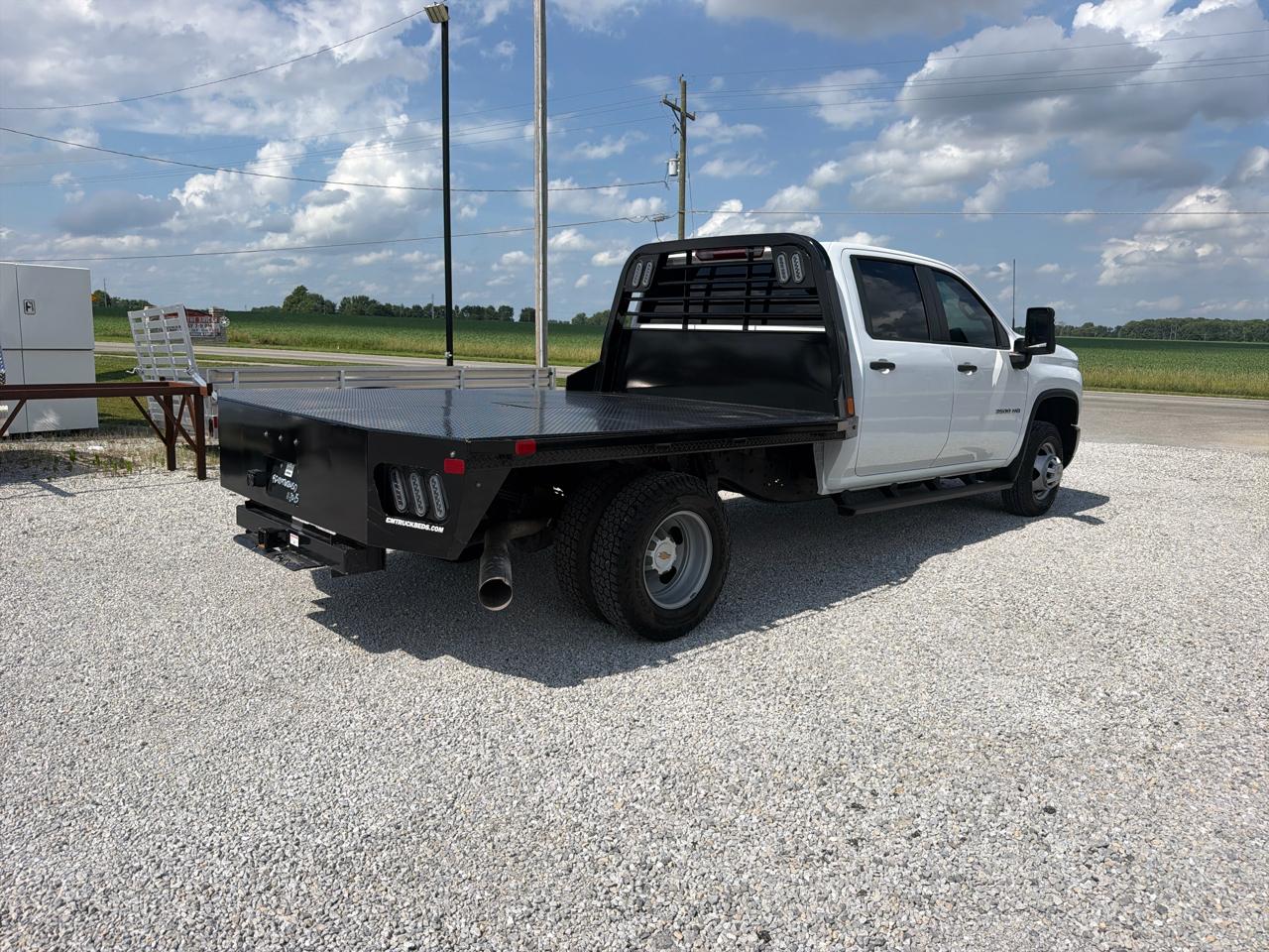 Chevrolet Silverado 3500HD CC 4WD Crew Cab 177" WB, 60" CA Work Truck 2025