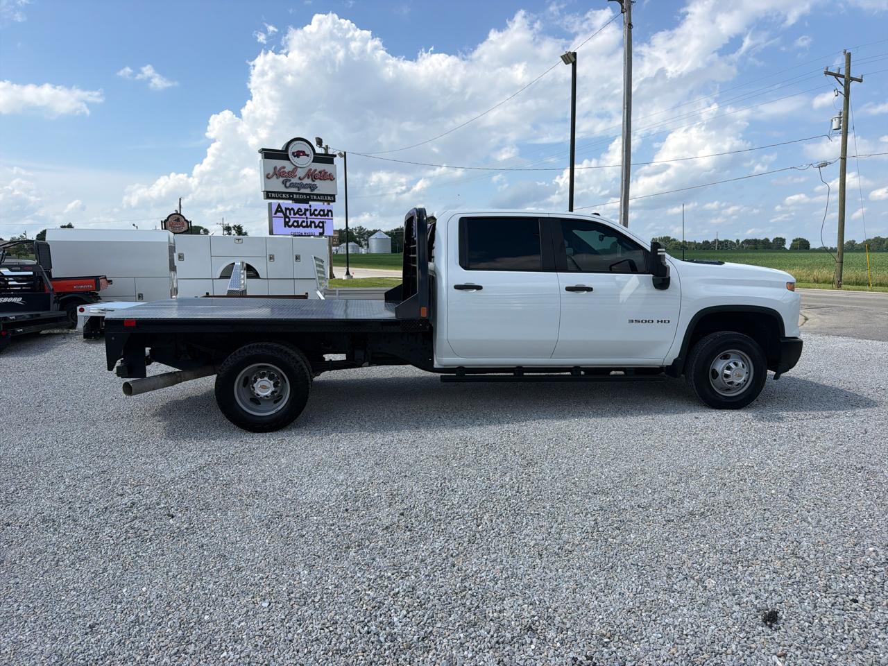 Chevrolet Silverado 3500HD CC 4WD Crew Cab 177" WB, 60" CA Work Truck 2025
