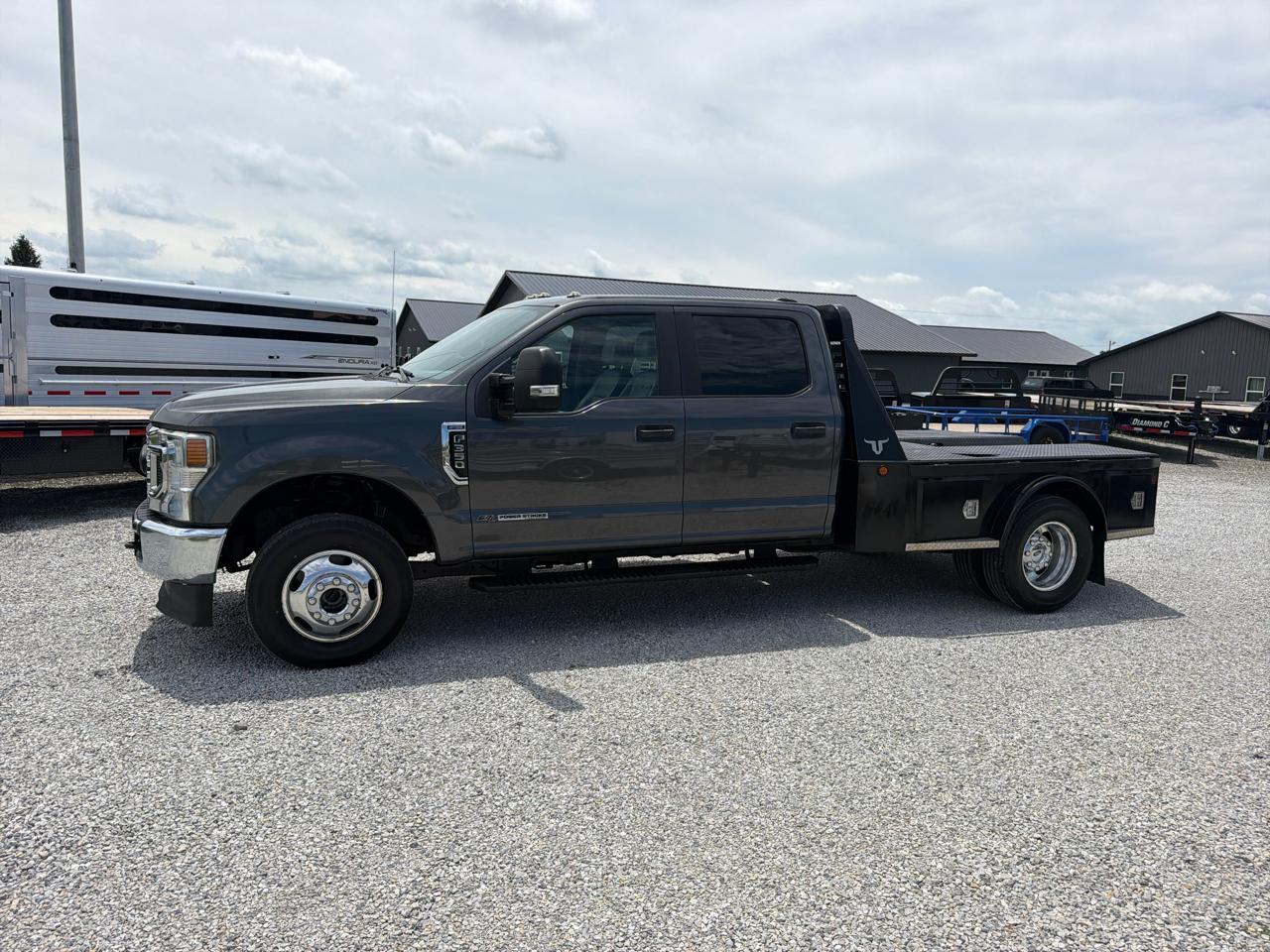 Ford Super Duty F-350 DRW XLT 4WD Crew Cab 8' Box 2020