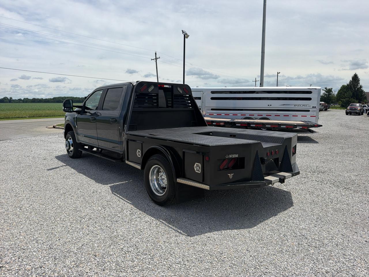 Ford Super Duty F-350 DRW XLT 4WD Crew Cab 8' Box 2020