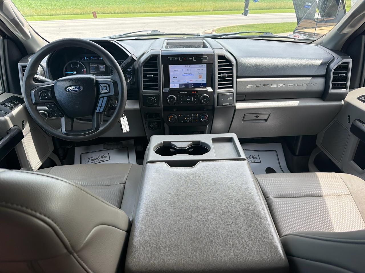 Ford Super Duty F-350 DRW XLT 4WD Crew Cab 8' Box 2020