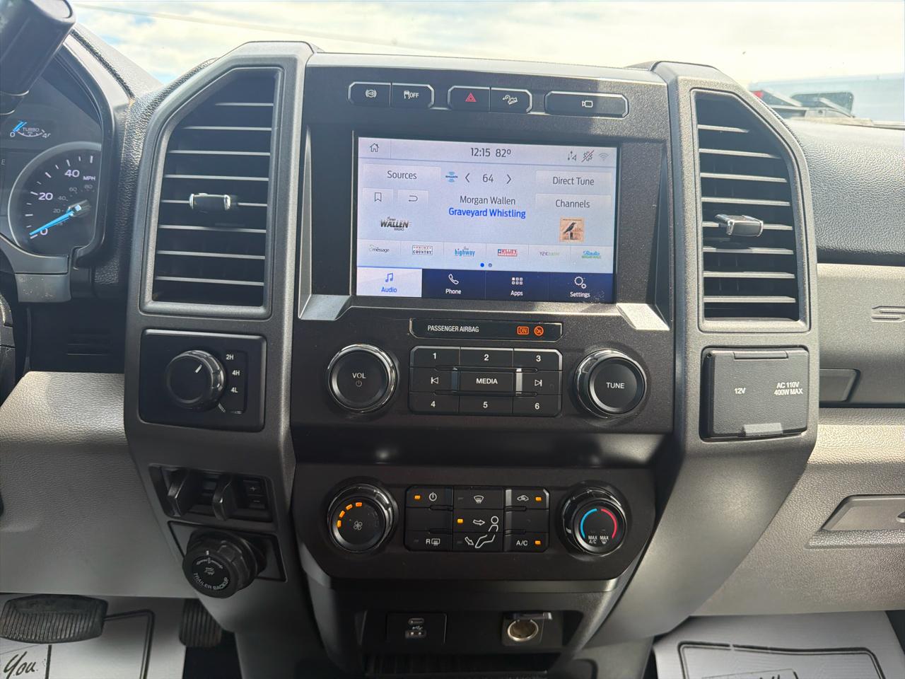 Ford Super Duty F-350 DRW XLT 4WD Crew Cab 8' Box 2020