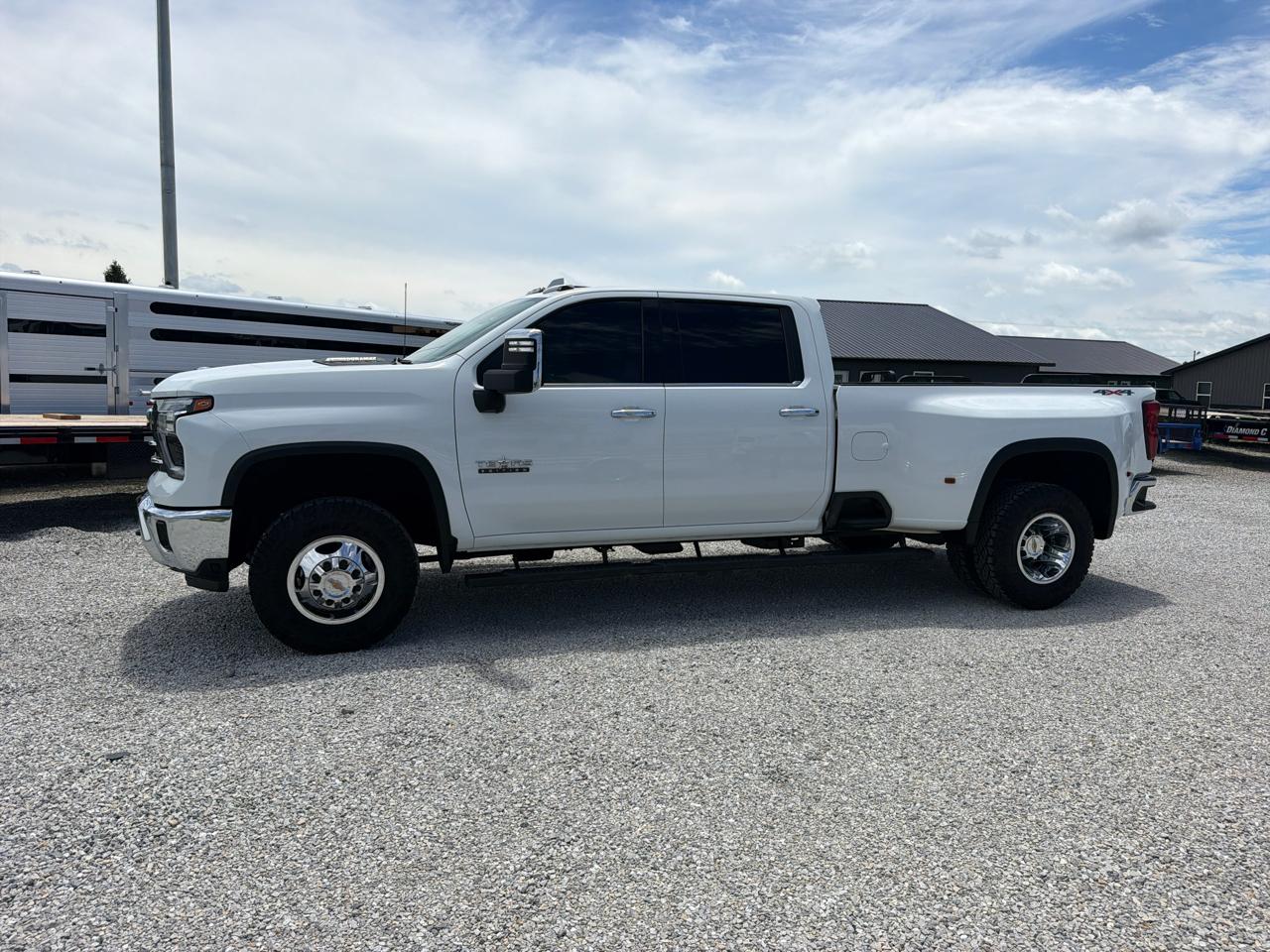 Chevrolet Silverado 3500HD 4WD Crew Cab 172" LTZ 2024