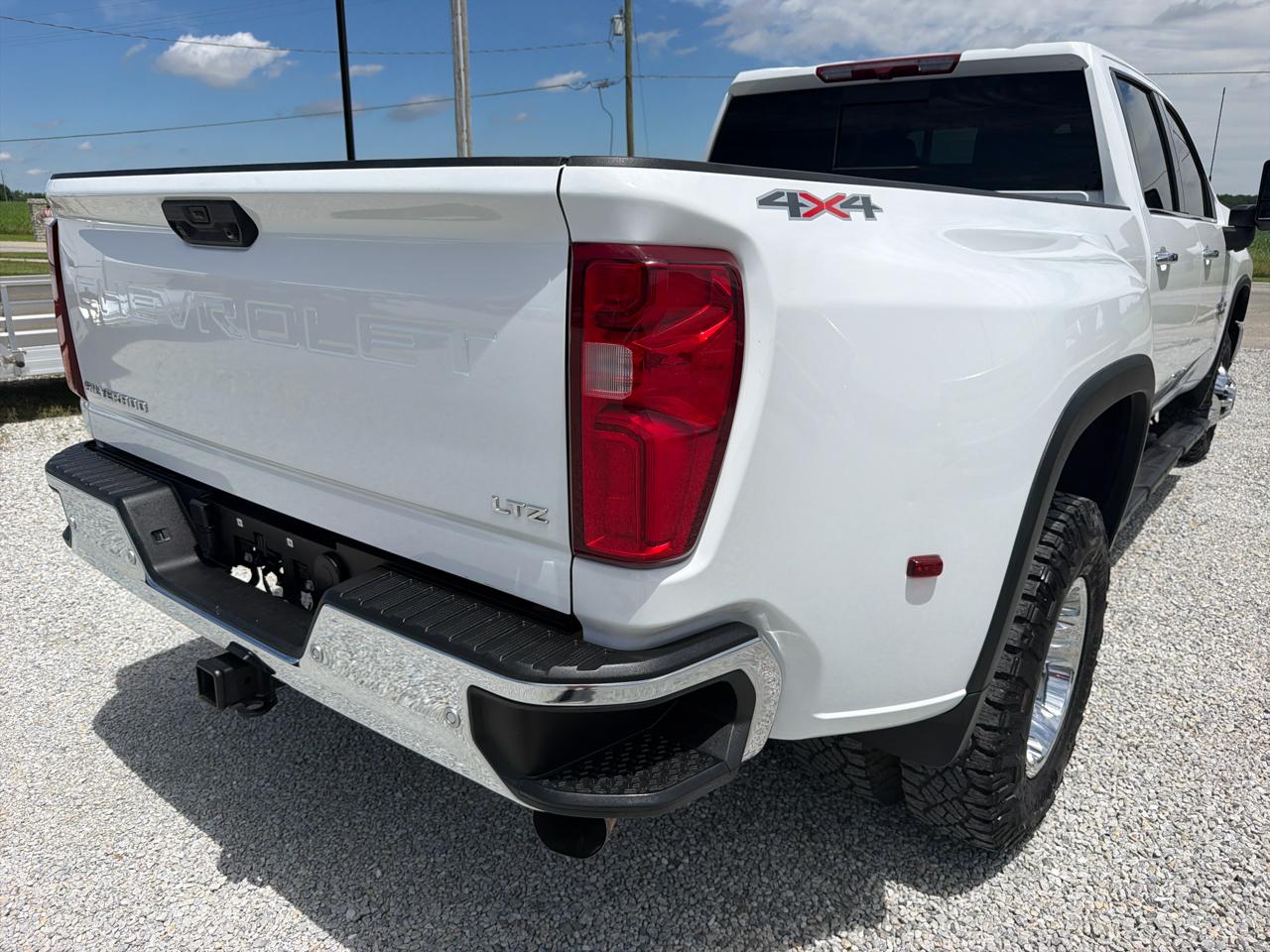 Chevrolet Silverado 3500HD 4WD Crew Cab 172" LTZ 2024
