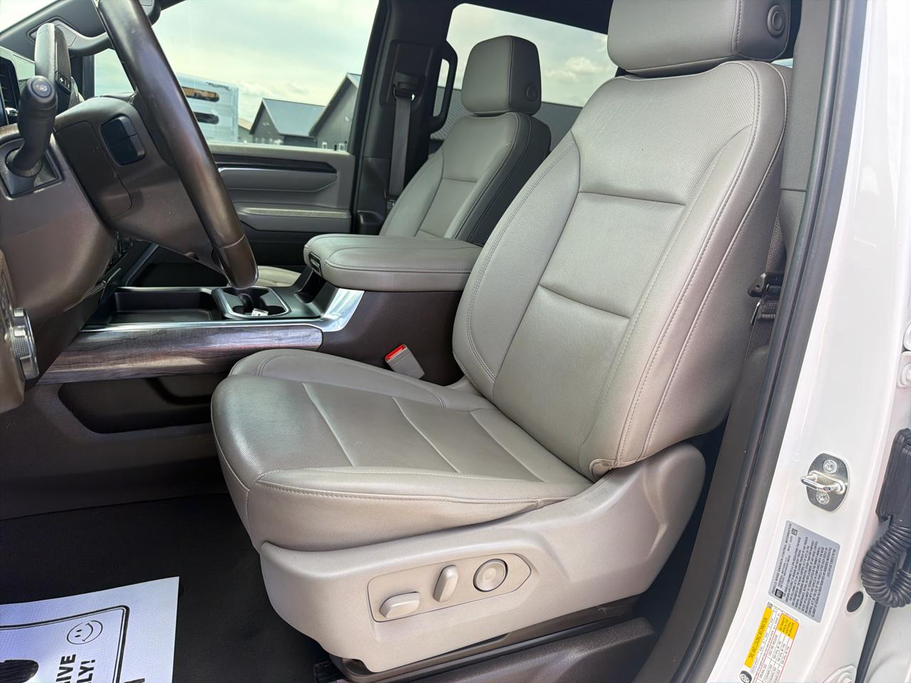 Chevrolet Silverado 3500HD 4WD Crew Cab 172" LTZ 2024