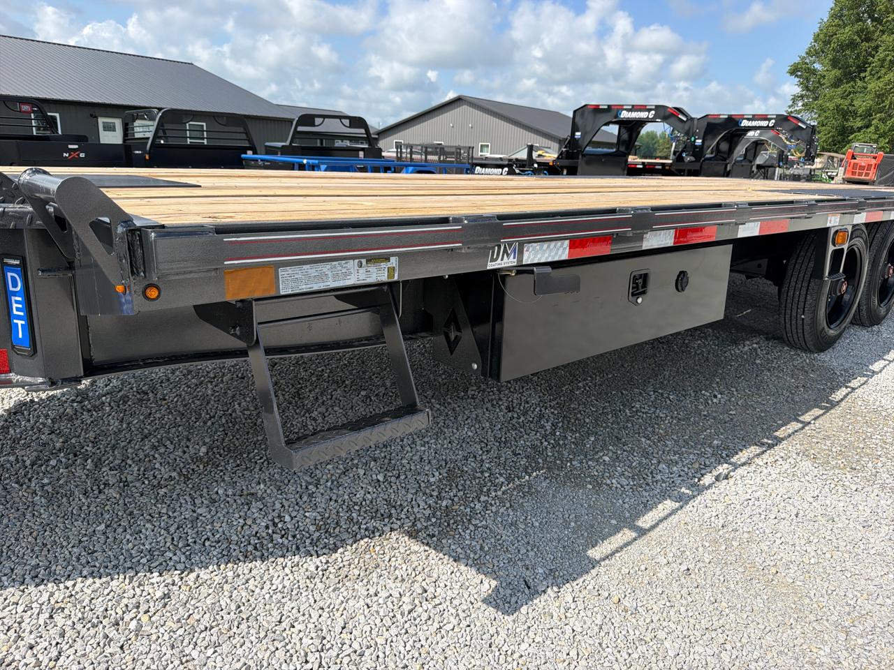 Diamond C Trailers DET  2026