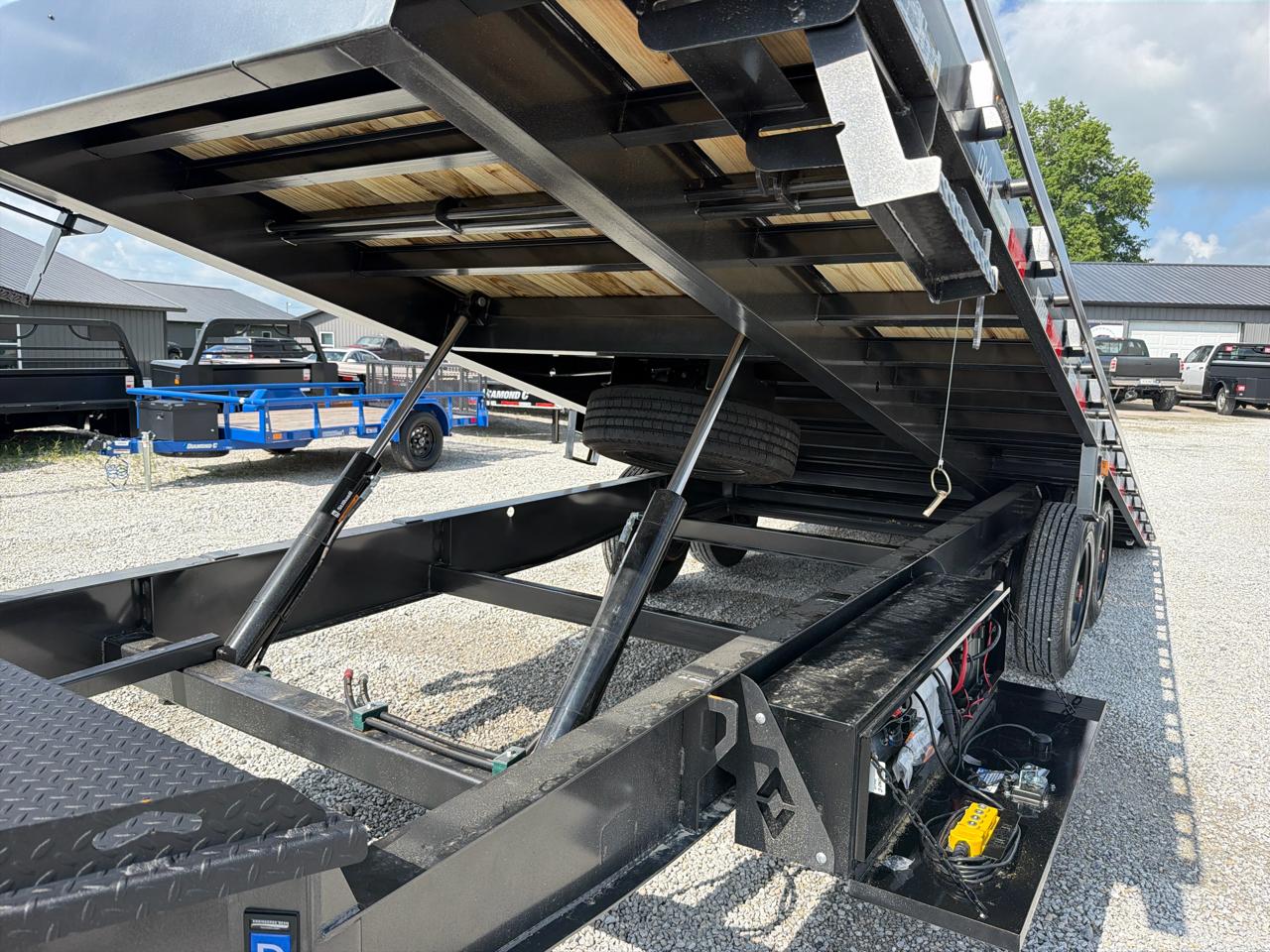 Diamond C Trailers DET  2026