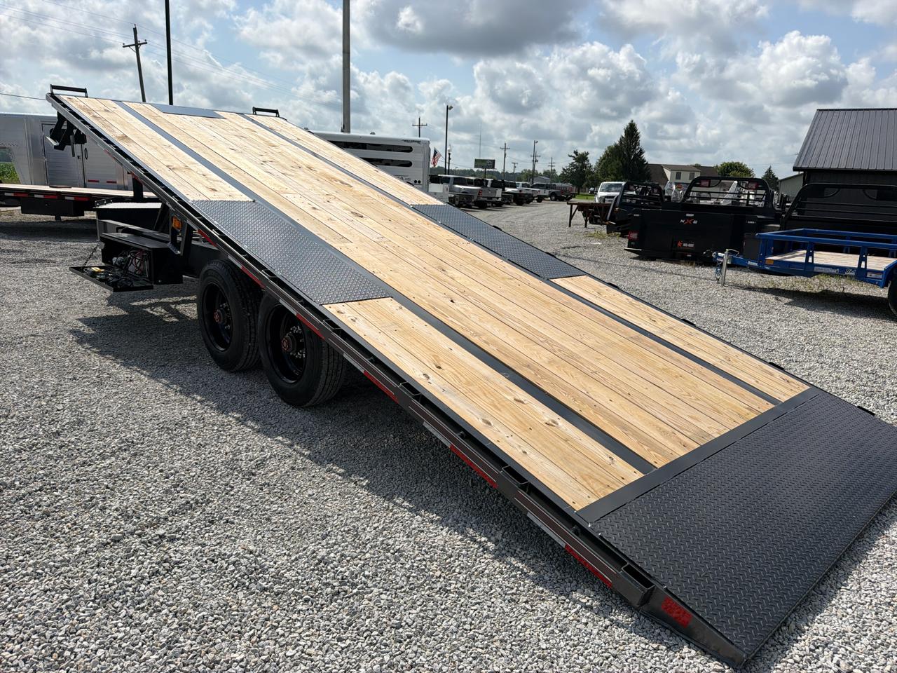 Diamond C Trailers DET  2026