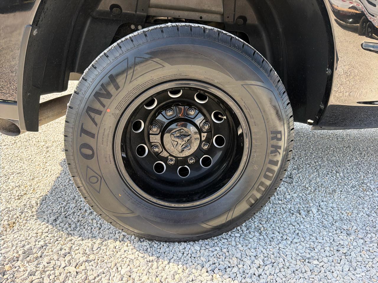 RAM 3500 Big Horn 4x4 Crew Cab 8' Box 2022