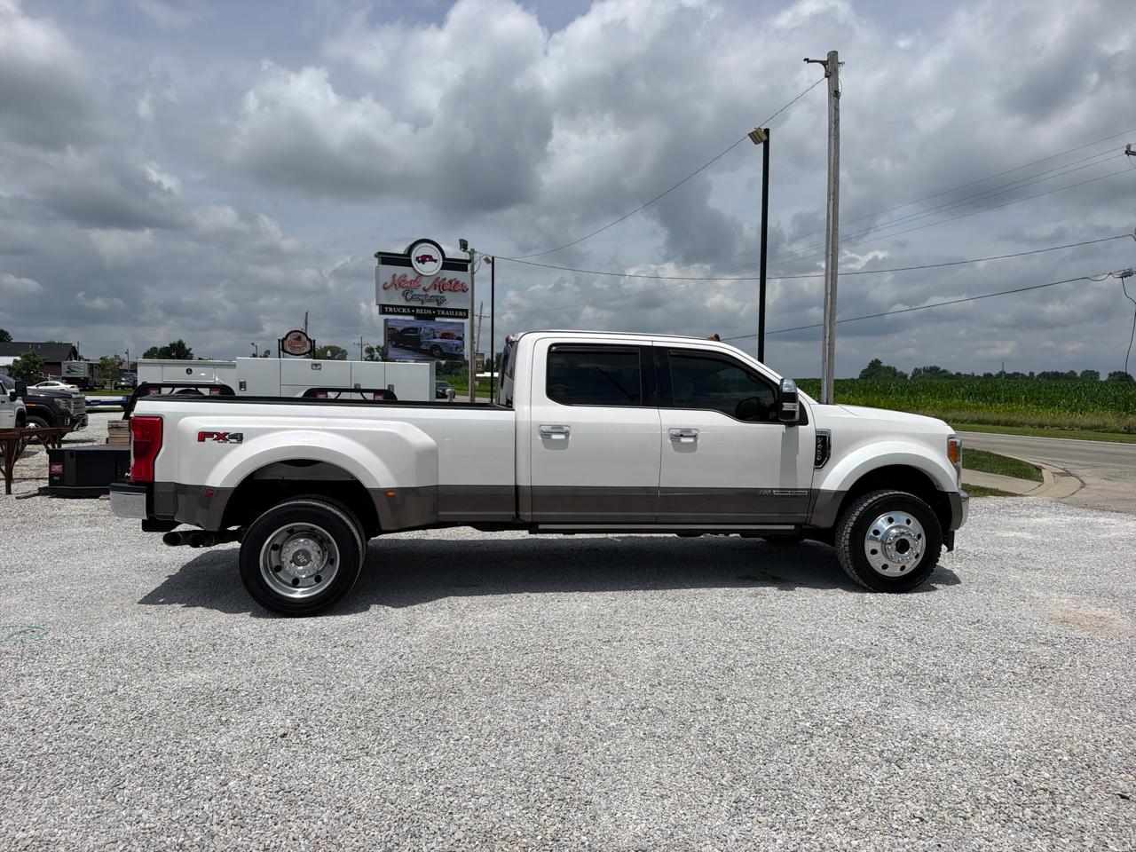 Ford Super Duty F-450 DRW King Ranch 4WD Crew Cab 8' Box 2019