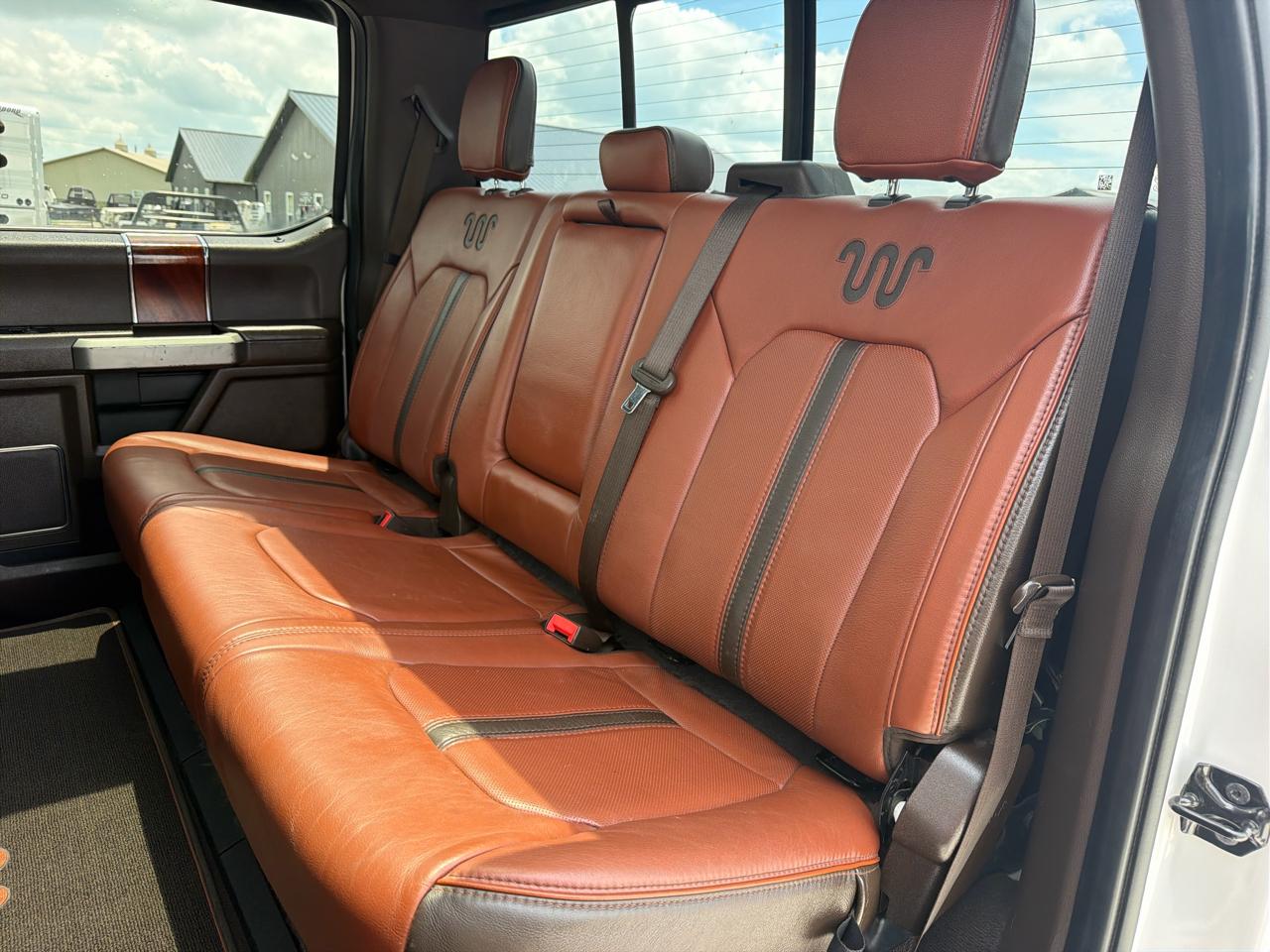 Ford Super Duty F-450 DRW King Ranch 4WD Crew Cab 8' Box 2019