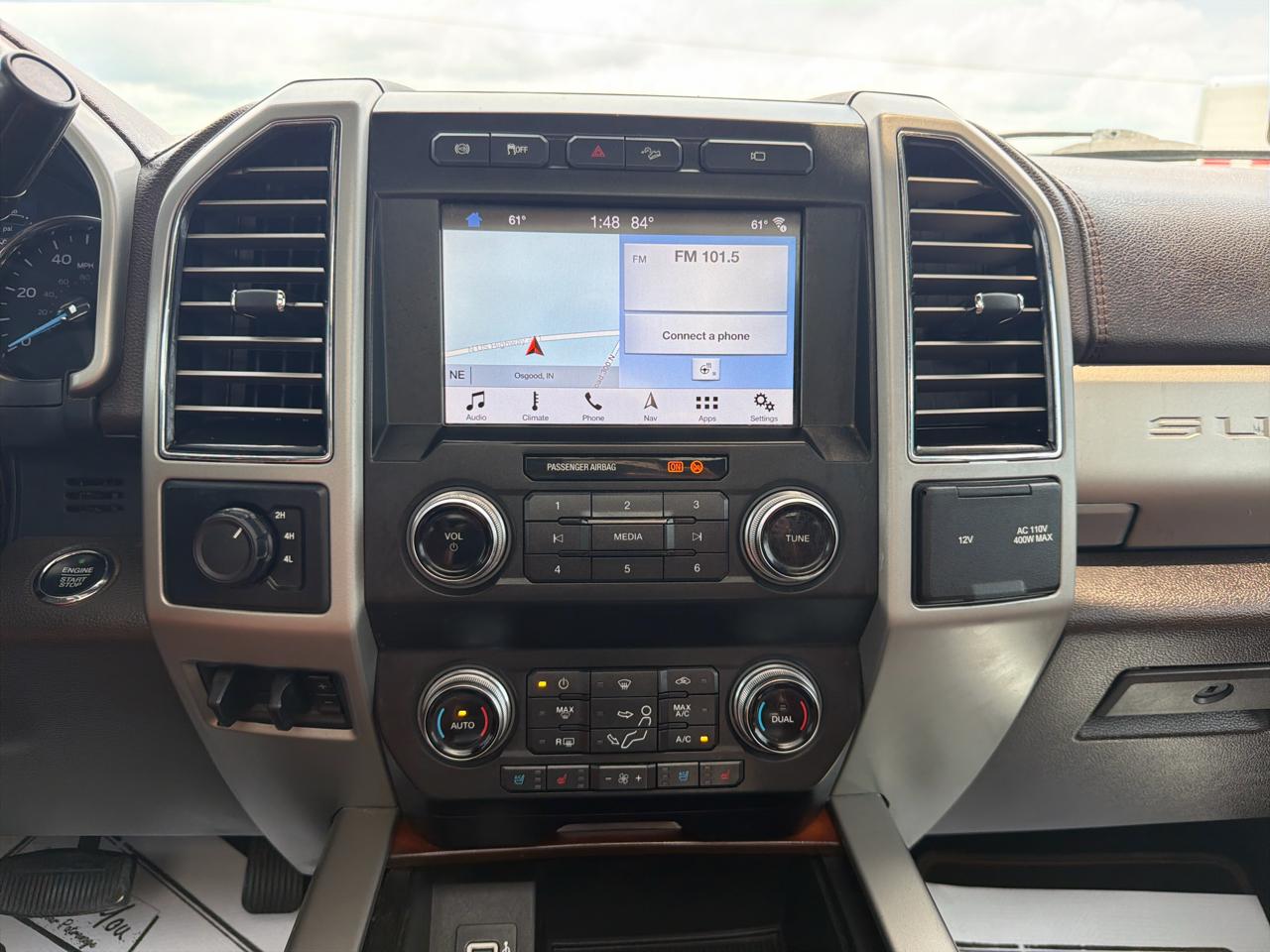 Ford Super Duty F-450 DRW King Ranch 4WD Crew Cab 8' Box 2019