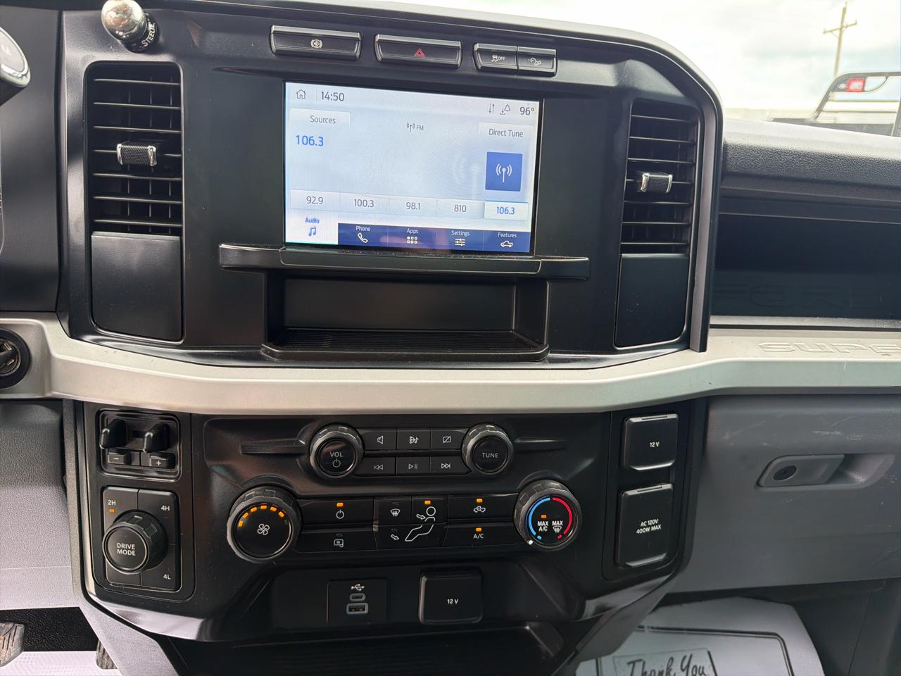 Ford Super Duty F-350 DRW XLT 4WD Reg Cab 8' Box 2024