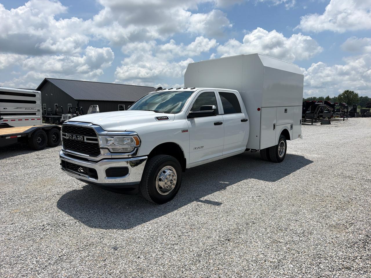 RAM 3500 Chassis Cab Tradesman 4WD Crew Cab 60" CA 172.4" WB 2022