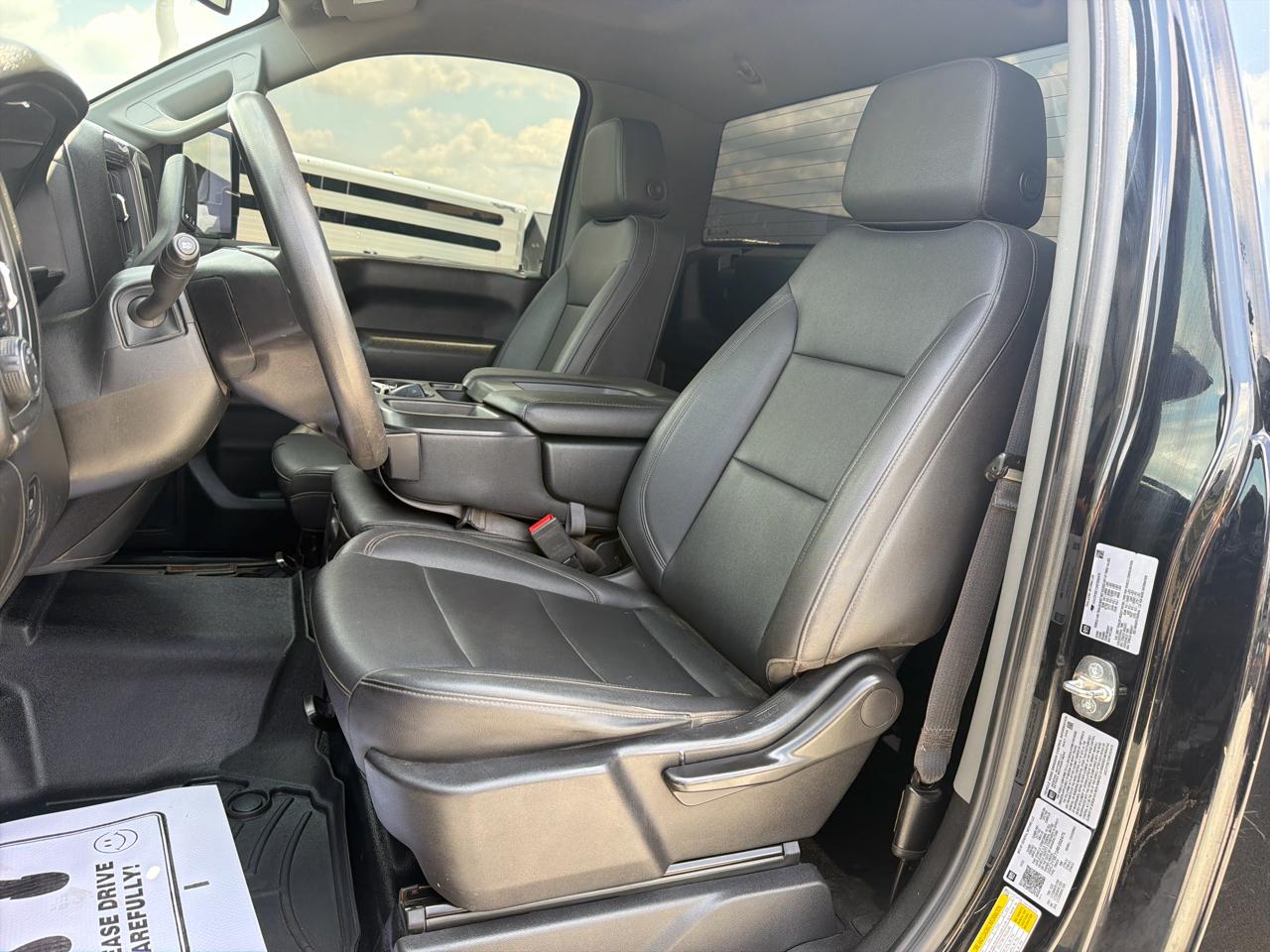 Chevrolet Silverado 3500HD 4WD Reg Cab 142" Work Truck 2024