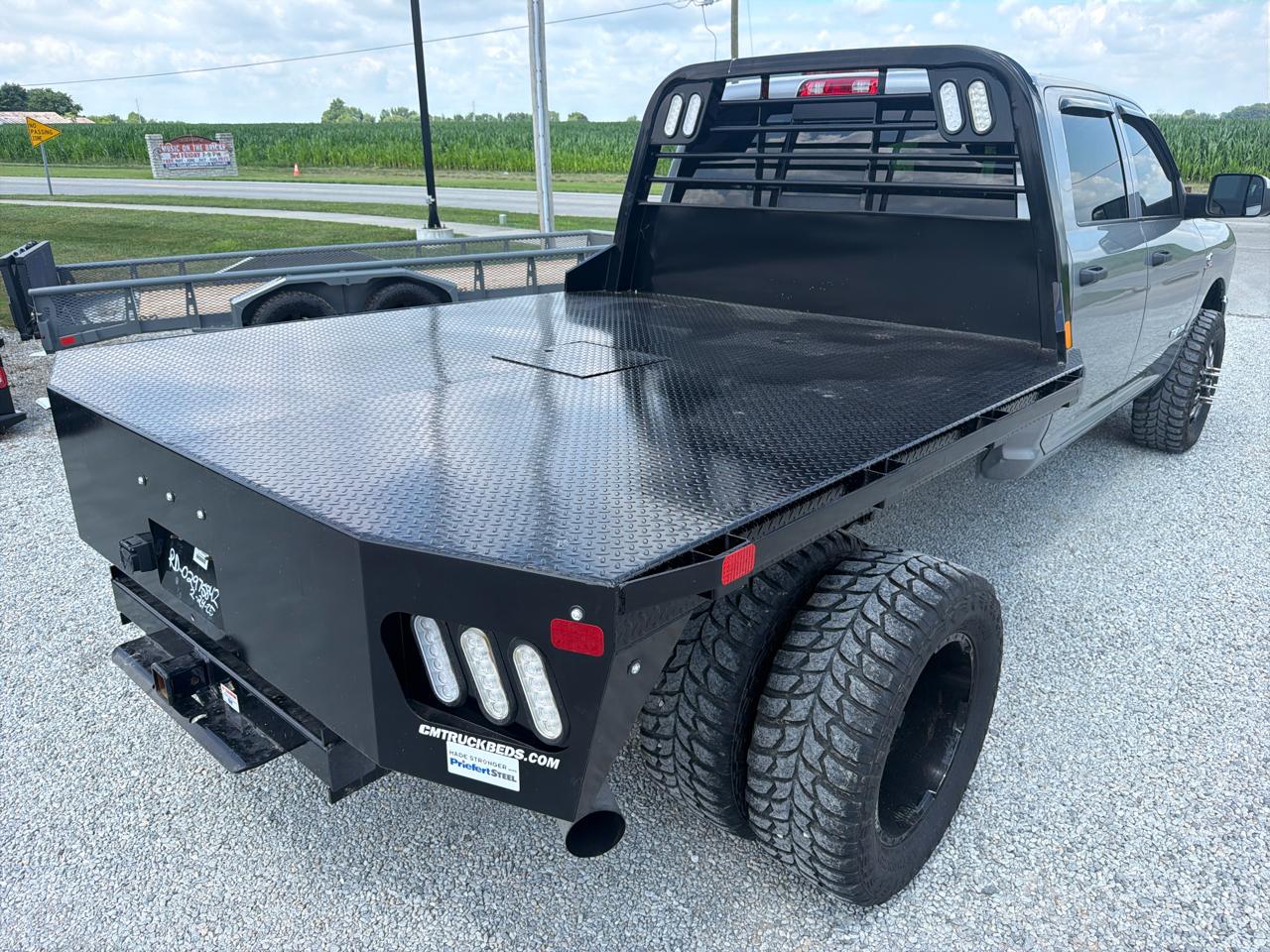 RAM 3500 Tradesman 4x4 Crew Cab 8' Box 2022