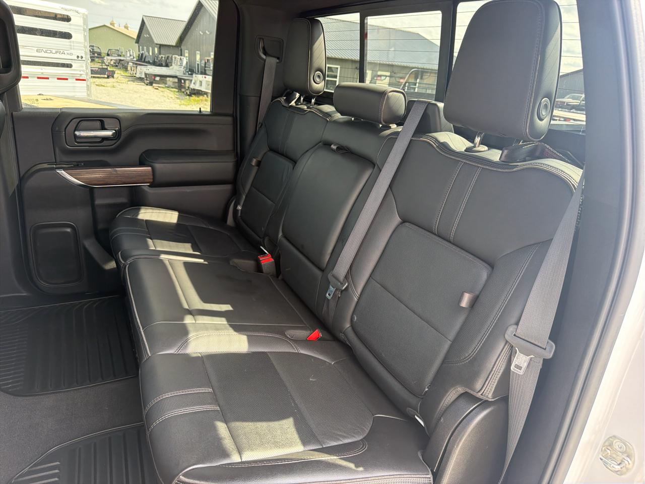 Chevrolet Silverado 3500HD 4WD Crew Cab 172" High Country 2020