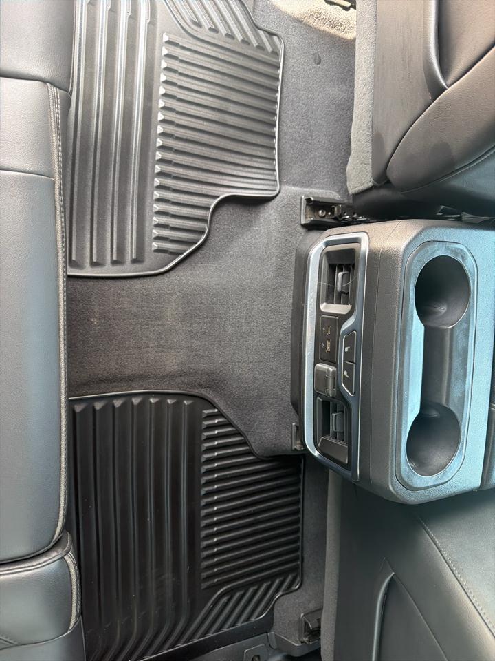 Chevrolet Silverado 3500HD 4WD Crew Cab 172" High Country 2020