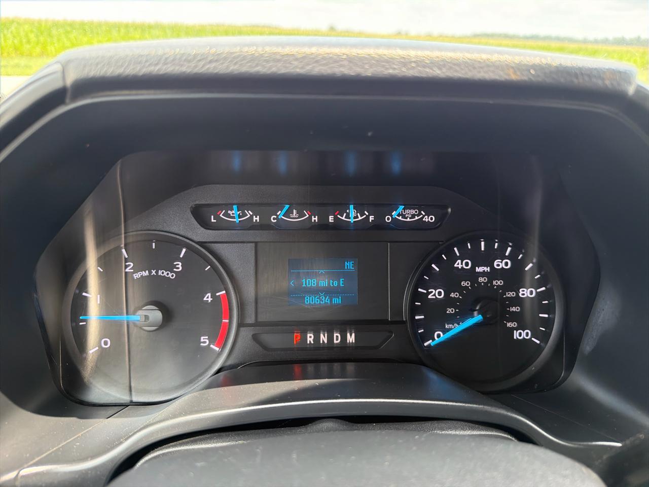 Ford Super Duty F-550 DRW 4WD Crew Cab 200" WB 84" CA XL 2021
