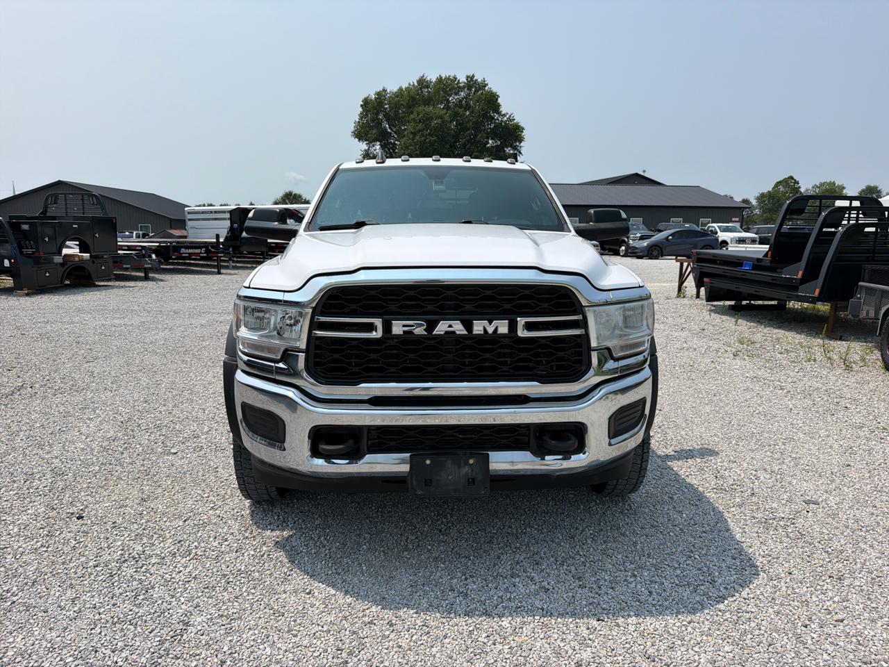 RAM 5500 Chassis Cab Tradesman 4x4 Crew Cab 84" CA 197.4" WB 2021