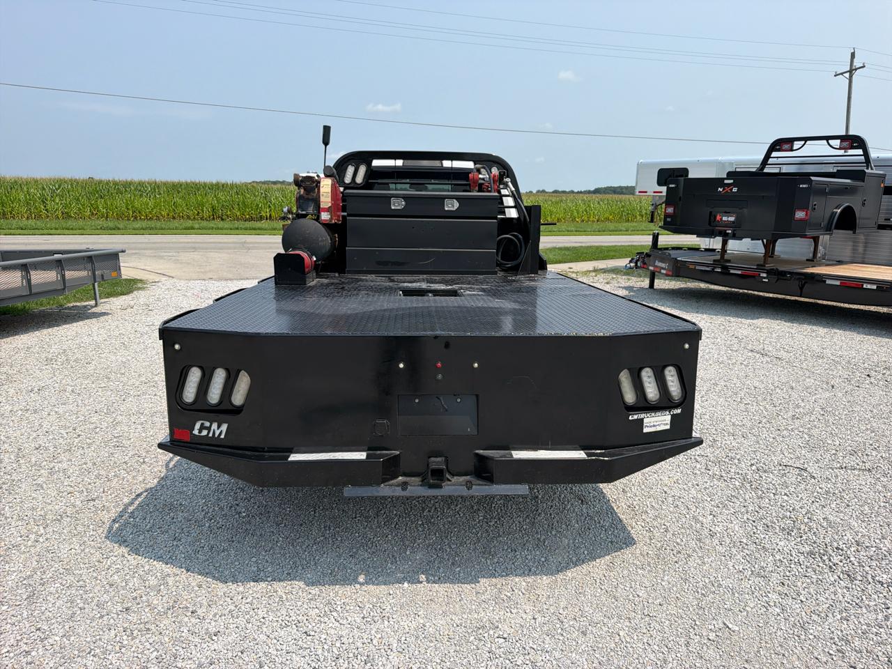 RAM 5500 Chassis Cab Tradesman 4x4 Crew Cab 84" CA 197.4" WB 2021