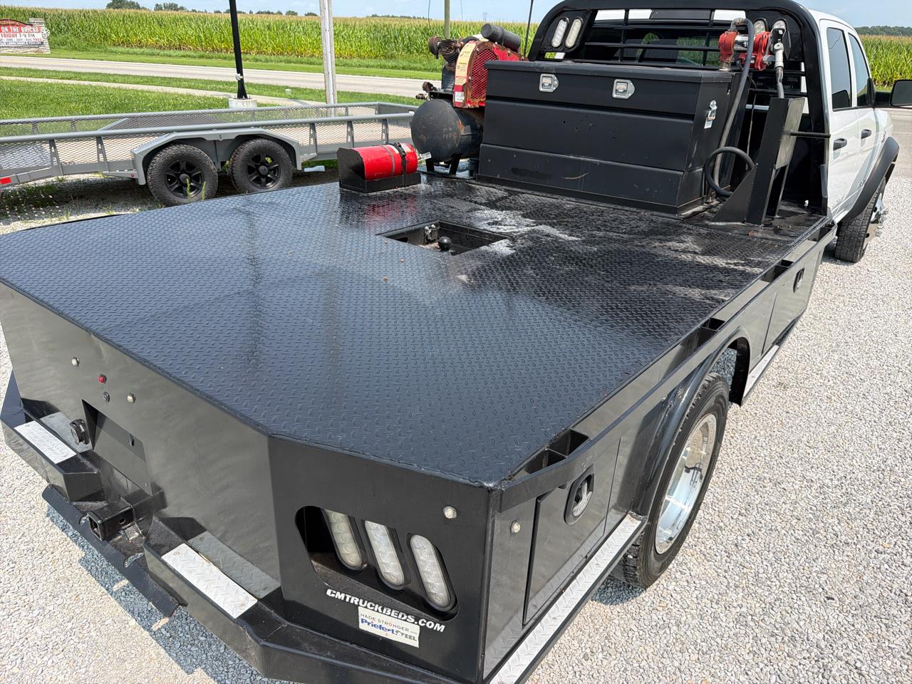 RAM 5500 Chassis Cab Tradesman 4x4 Crew Cab 84" CA 197.4" WB 2021