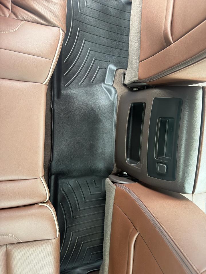 Chevrolet Silverado 3500HD 4WD Crew Cab 167.7" High Country 2019