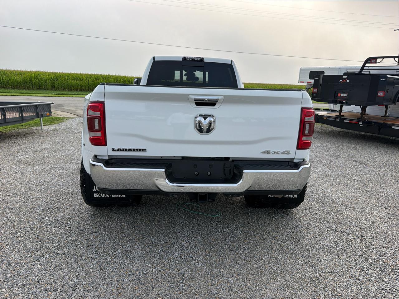 RAM 3500 Laramie 4x4 Crew Cab 8' Box 2019
