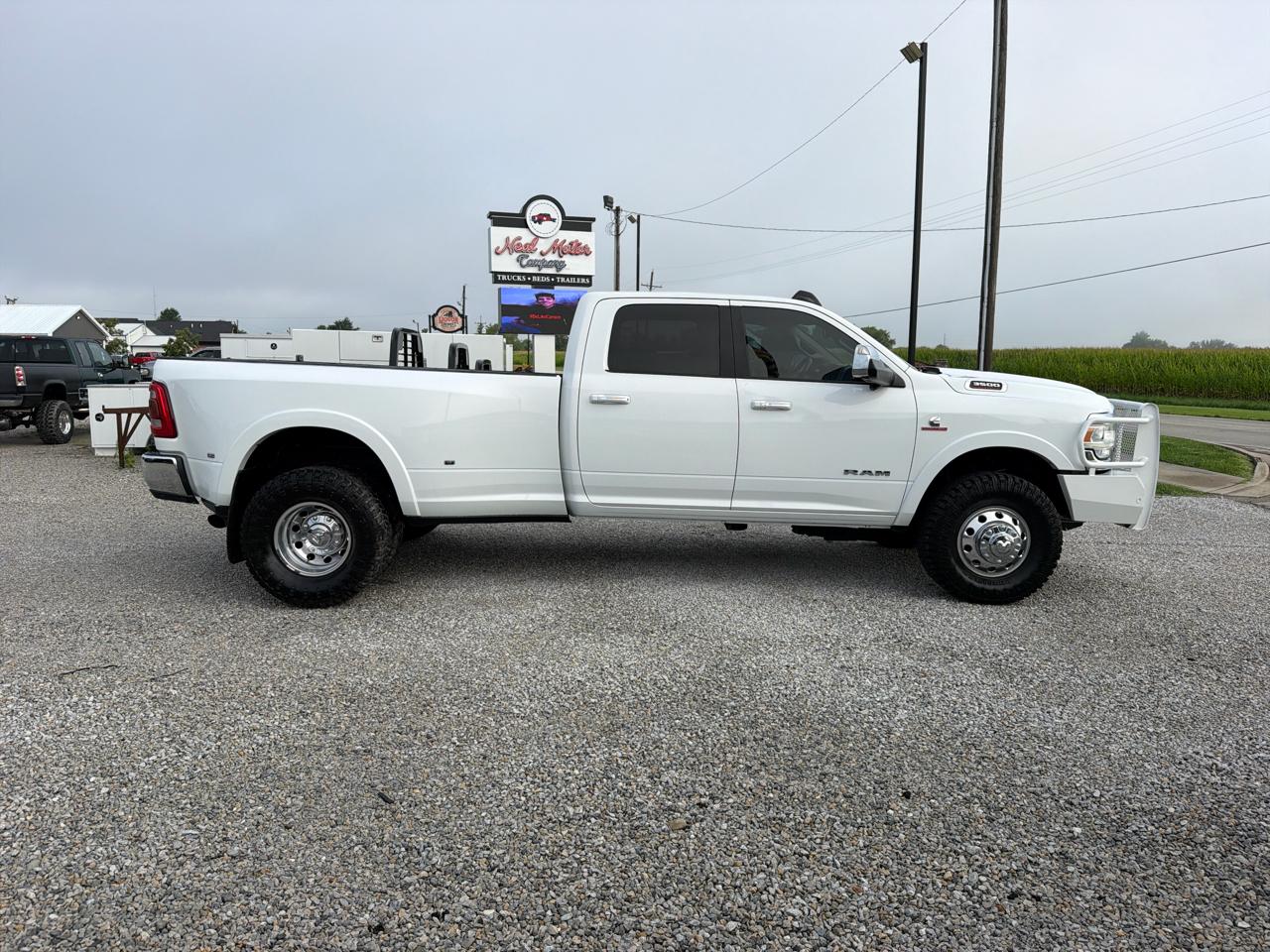 RAM 3500 Laramie 4x4 Crew Cab 8' Box 2019