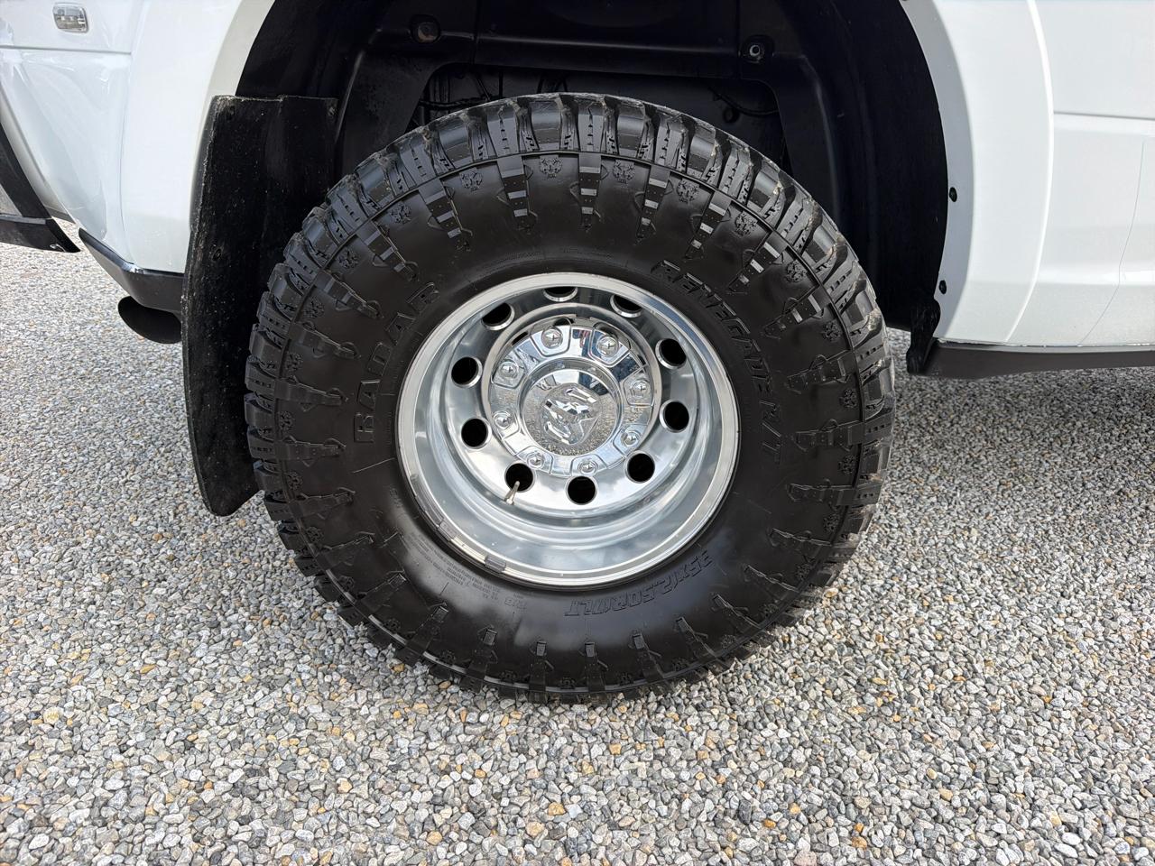 RAM 3500 Laramie 4x4 Crew Cab 8' Box 2019