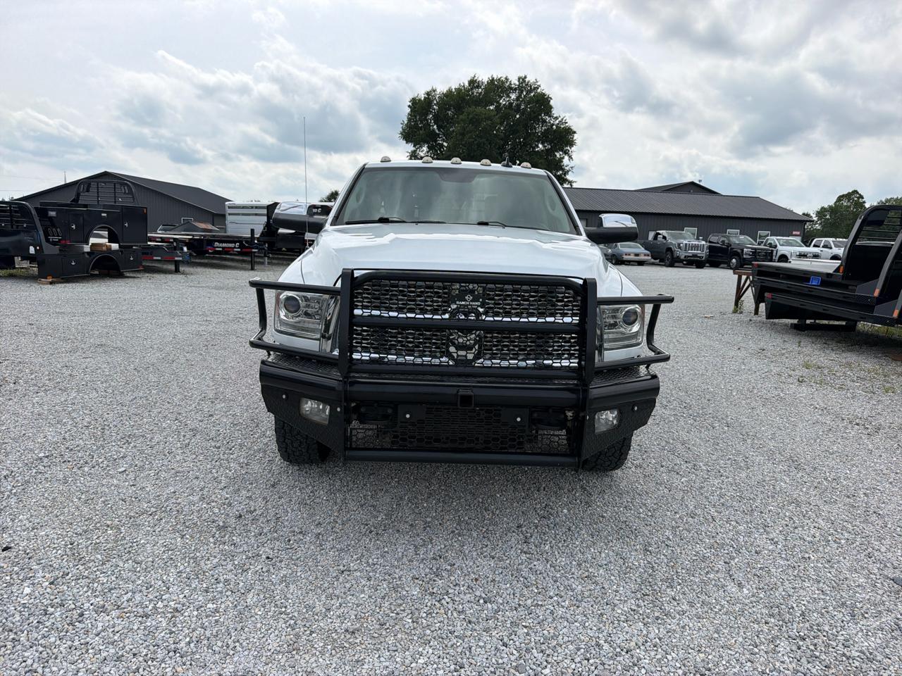 RAM 3500 Laramie 4x4 Crew Cab 8' Box 2018