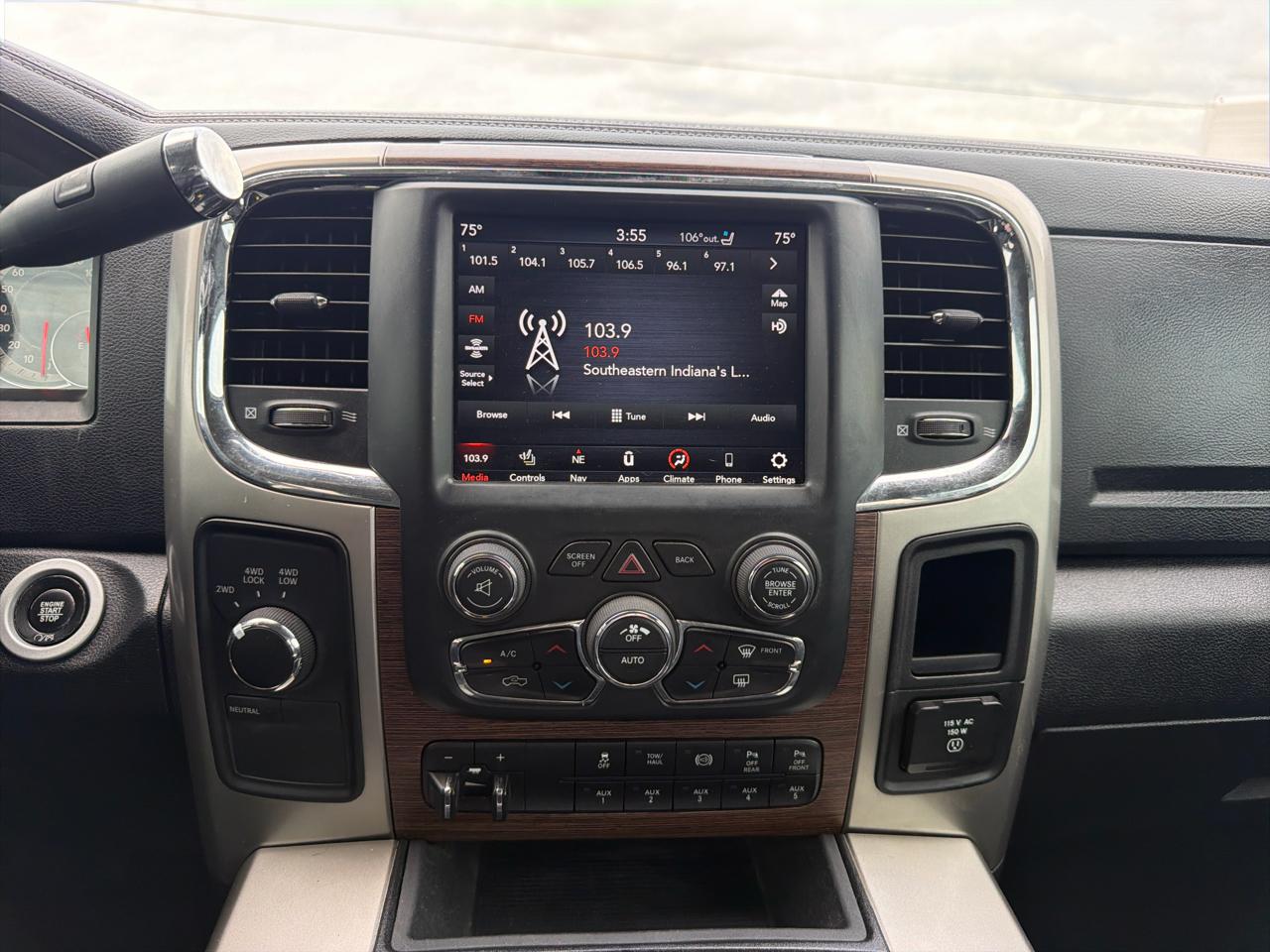RAM 3500 Laramie 4x4 Crew Cab 8' Box 2018