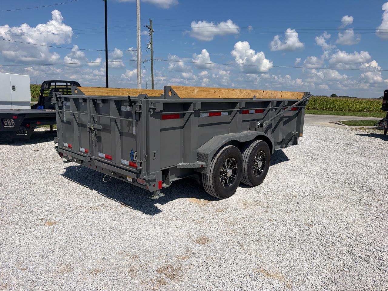 Diamond C Trailers LPT  2026