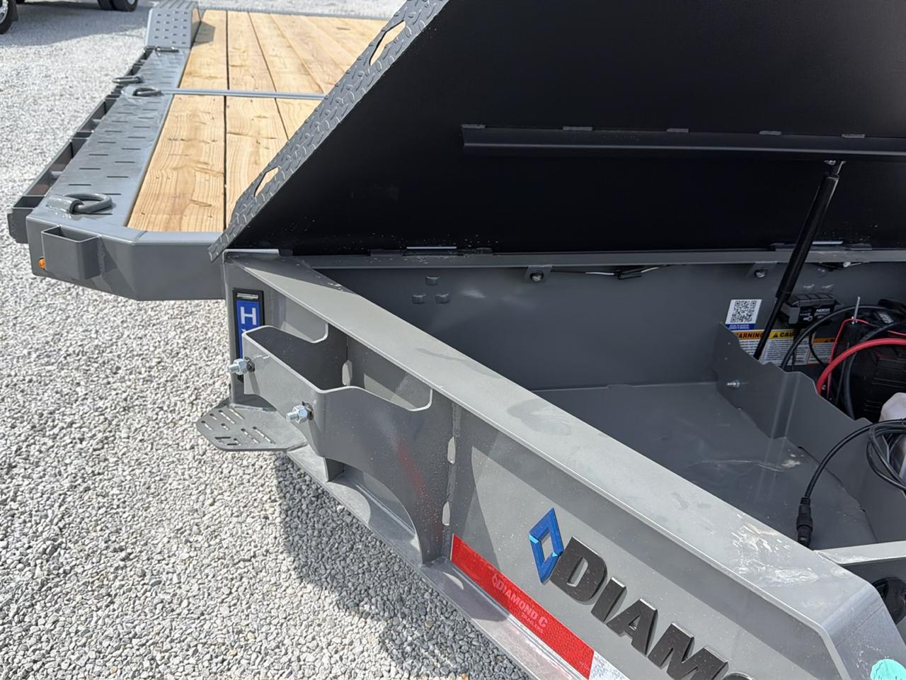 Diamond C Trailers HXD  2026