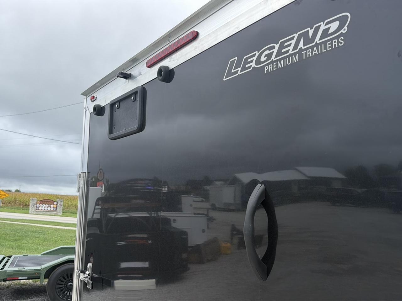 Legend Flat Top V-Nose  2027