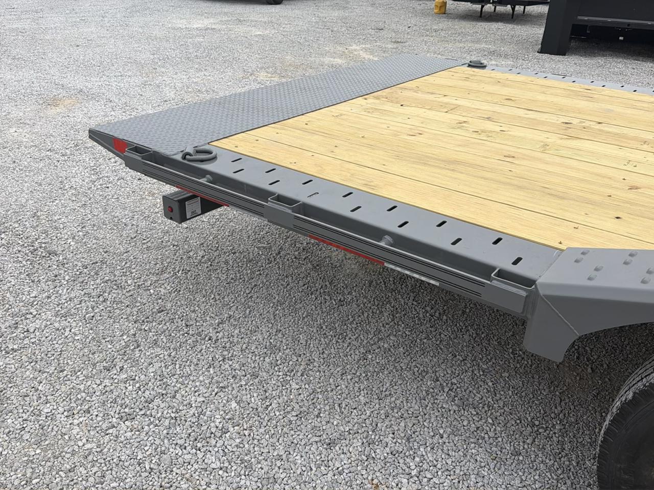 Diamond C Trailers HXD  2027