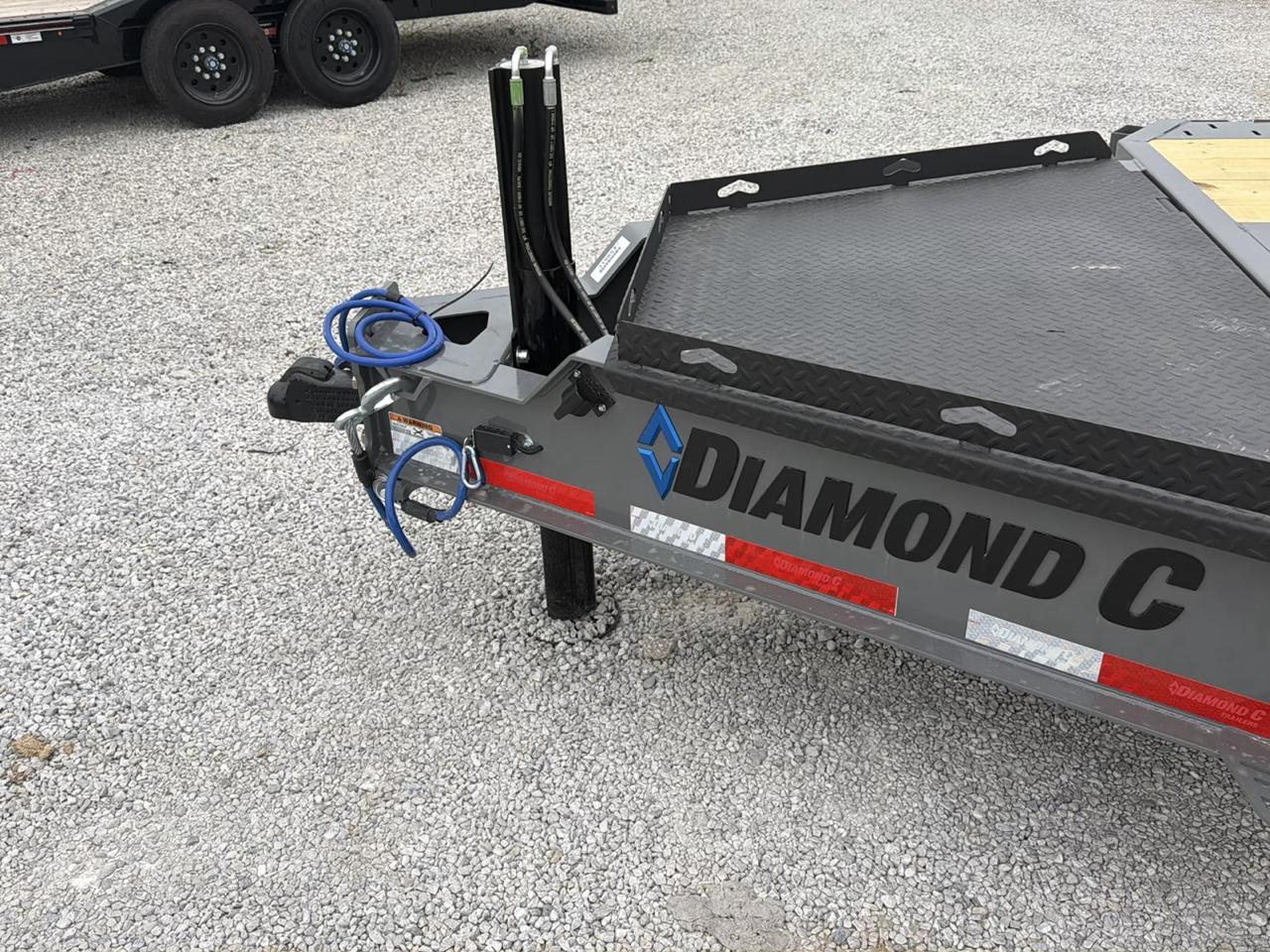 Diamond C Trailers HXD  2027