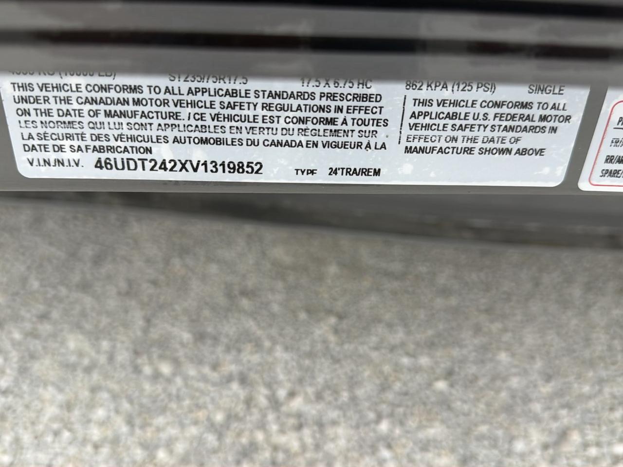 Diamond C Trailers HXD  2027