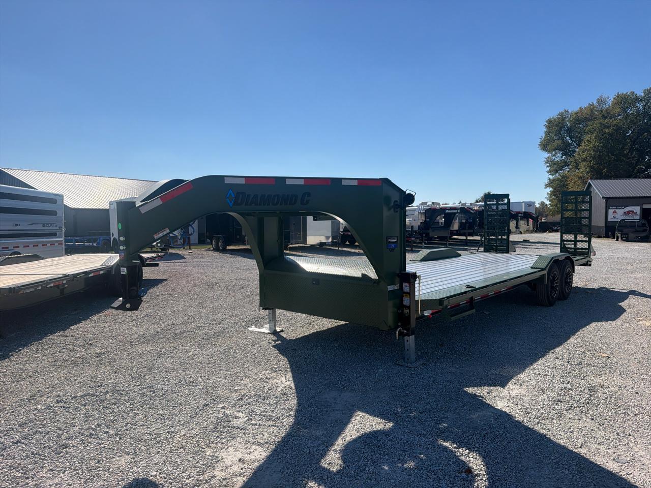 Diamond C Trailers LPX  2027