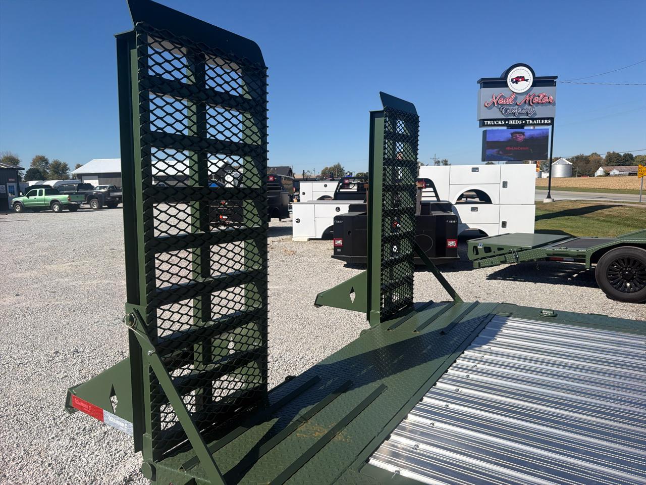 Diamond C Trailers LPX  2027