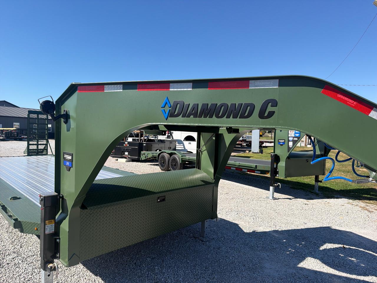 Diamond C Trailers LPX  2027
