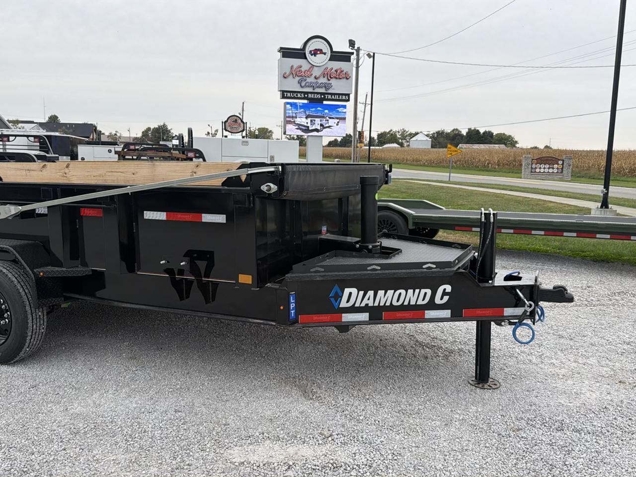 Diamond C Trailers LPT208  2027
