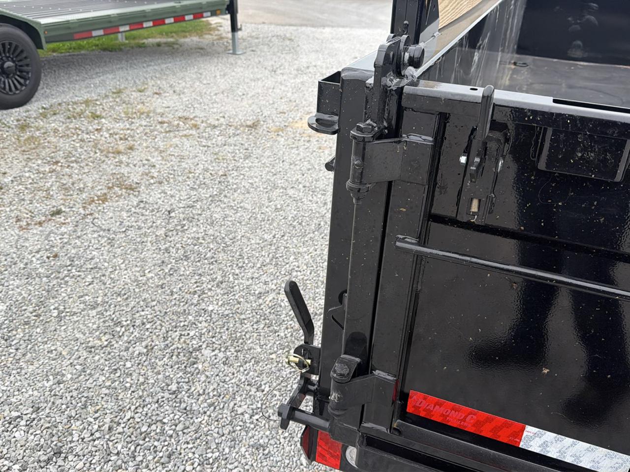 Diamond C Trailers LPT208  2027